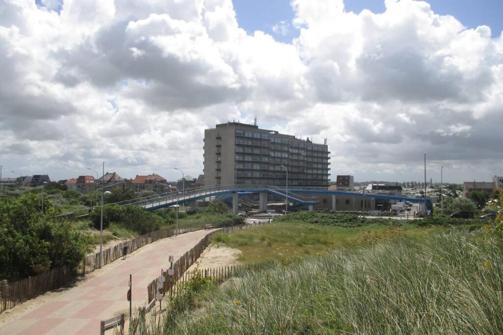 Appartement Residentie Astrid Met Private Parking Bredene Εξωτερικό φωτογραφία