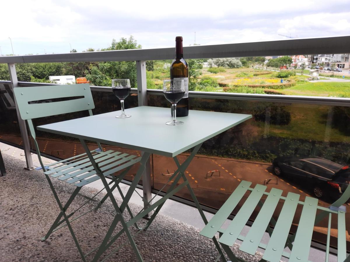 Appartement Residentie Astrid Met Private Parking Bredene Εξωτερικό φωτογραφία